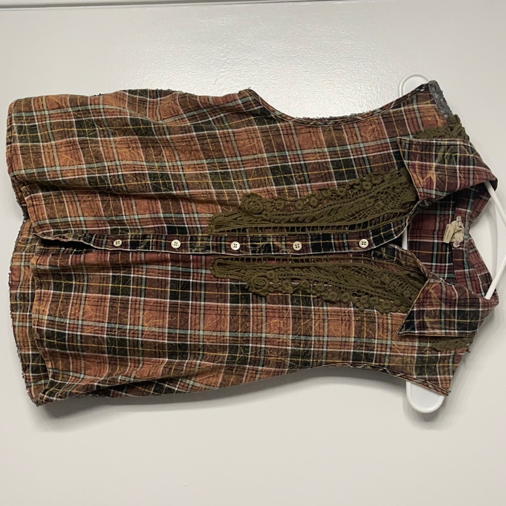 Gimmicks by BKE vest